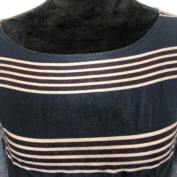 Ann Taylor Loft long sleeve gray and black striped top, size small - Picture 4 of 7